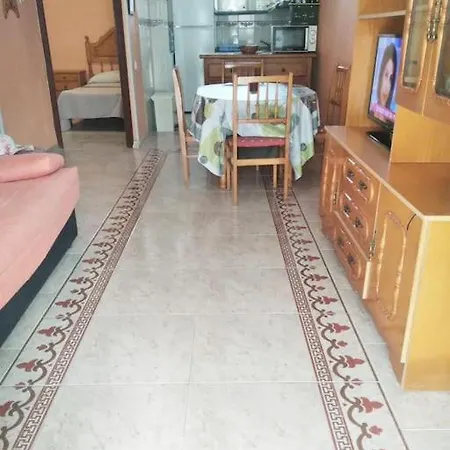Apartment Apto Con Terraza Y 2 Dormitorios. 600 Megas Wifi.