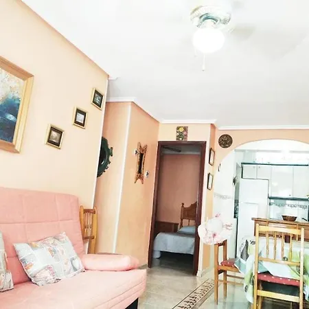 Apto Con Terraza Y 2 Dormitorios. 600 Megas Wifi. Apartment