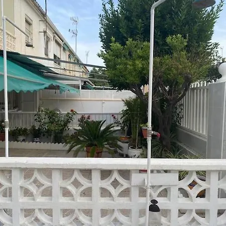 Apartment Apto Con Terraza Y 2 Dormitorios. 600 Megas Wifi.